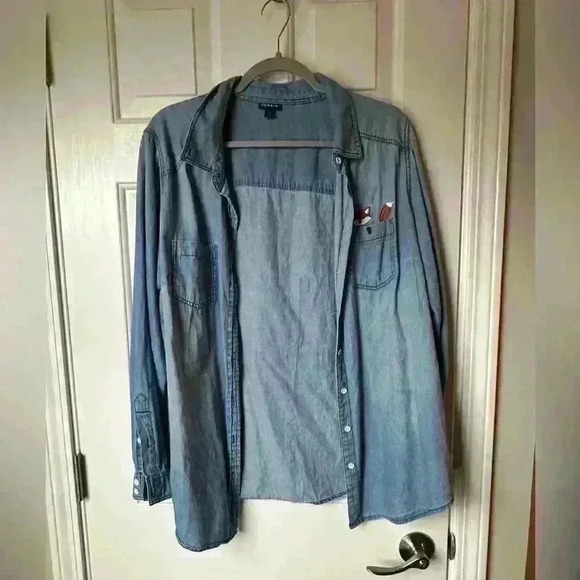Torrid size 1 Fox Button Down Denim Classic Shirt Size XL - Picture 3 of 5